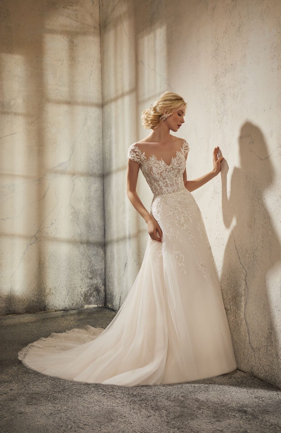 abito da sposa in pizzo con maniche, 51576