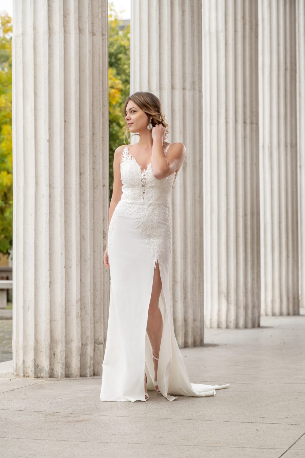 abito da sposa con spacco