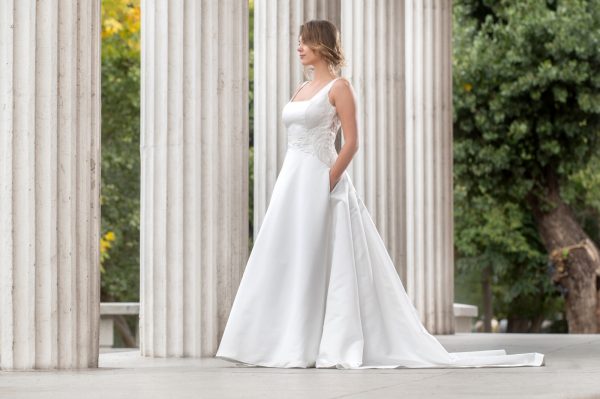 abito da sposa in raso